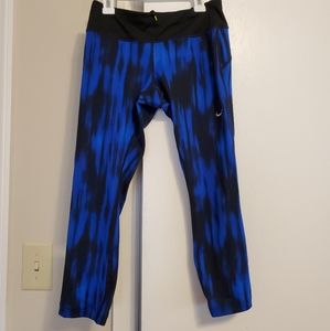 Nike cropped Leggings